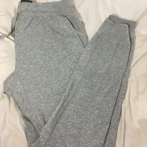 grey sweatpants